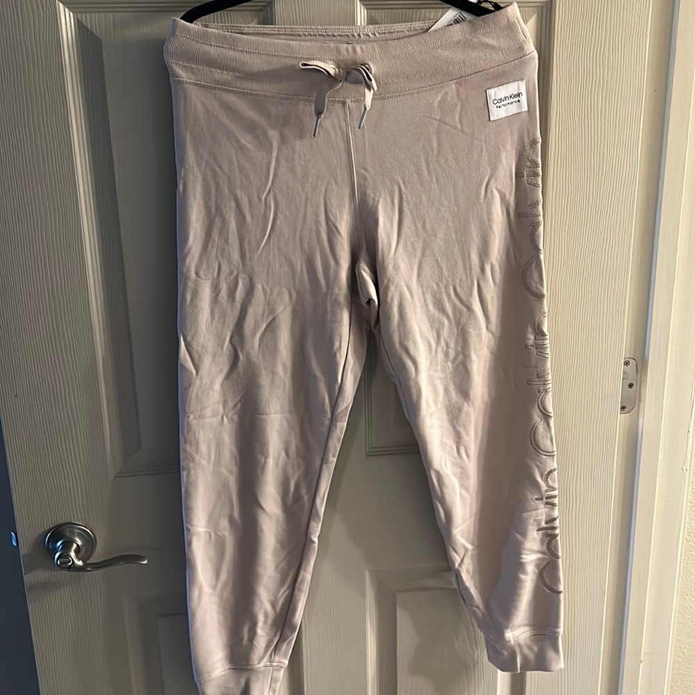 Calvin Klein Performance Embroidered Logo Sweatpants-M